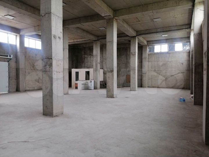 Склад, 374 м²