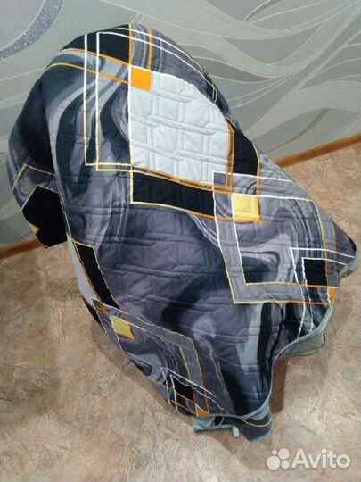 Покрывало на кровать,диван