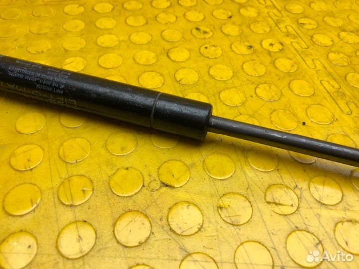 Амортизатор багажника Renault Megane 2