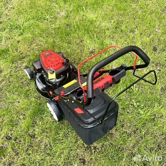 Бензиновая газонокосилка P.I.T. PLM51-C2