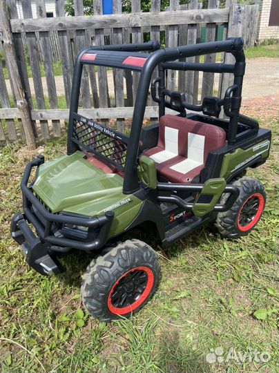 Детская машина на аккумуляторе с пультом