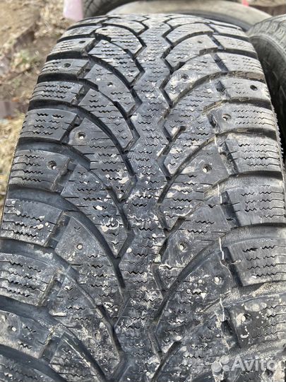 Formula Ice 215/65 R16