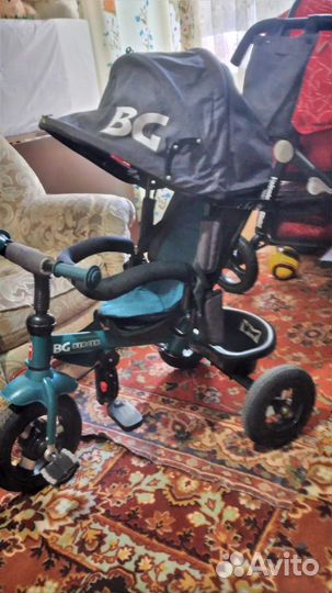 Прогулочная коляска