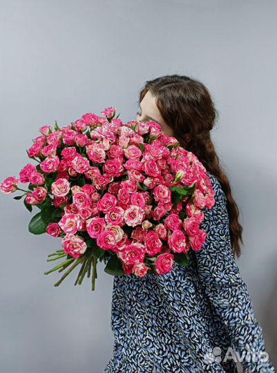 Доставка цветов и букетов