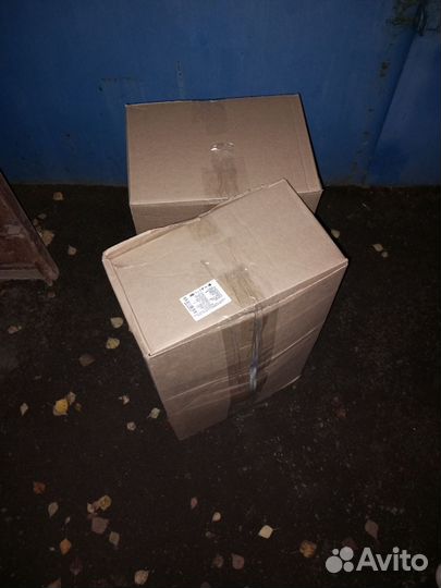 Коробка с вещами