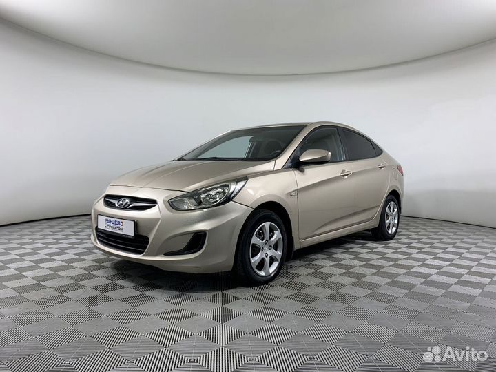 Hyundai Solaris 1.4 AT, 2013, 56 461 км