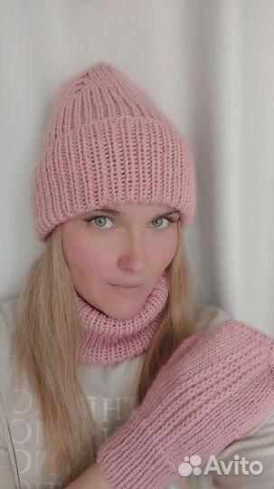 Комплект ручной работы шапка+снуд+варежки