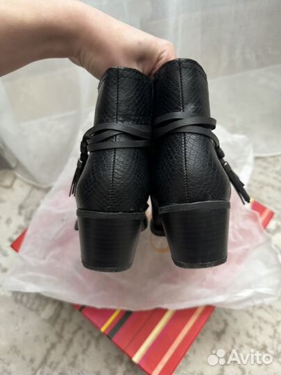 Ботильоны натуральная кожа новые 36
