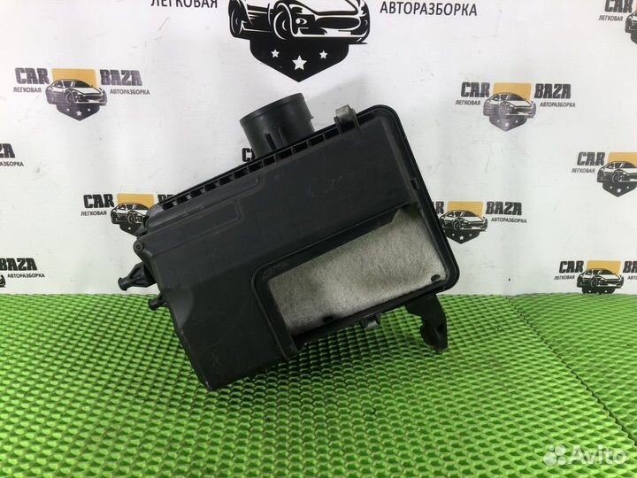 Корпус воздушного фильтра Nissan Qashqai