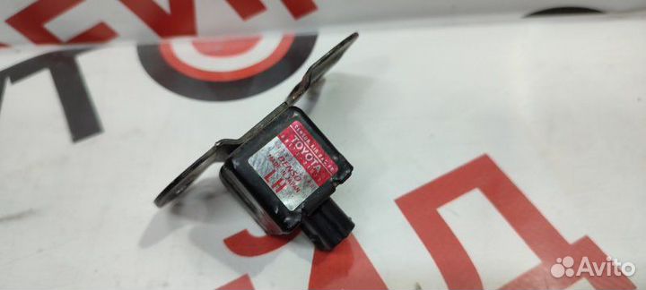 Датчик airbag передний левый Toyota Corona Premio