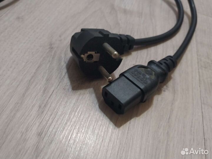 Сетевой кабель для компьютера