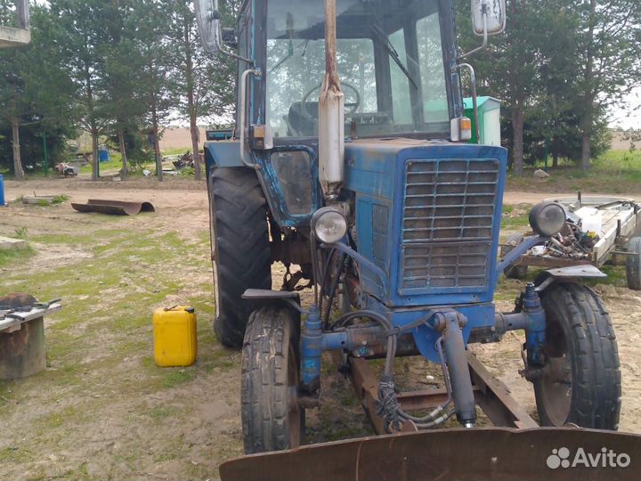 Продам трактор