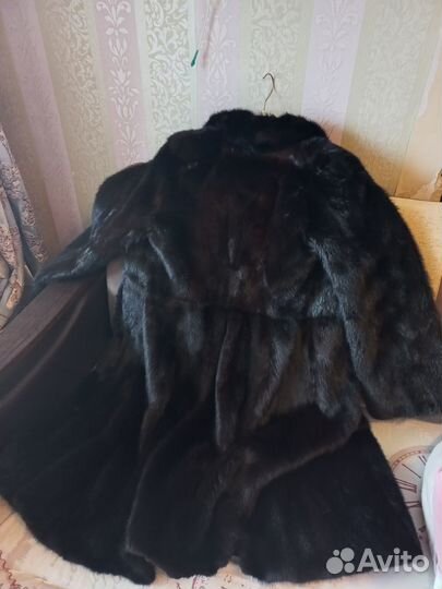 Продам норковую шубу