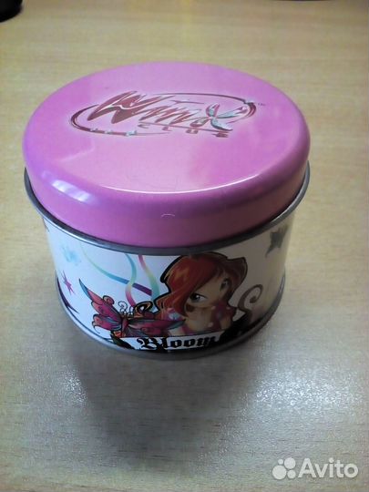 Продам часы Winx