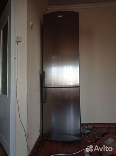 Холодильник бу whirlpool