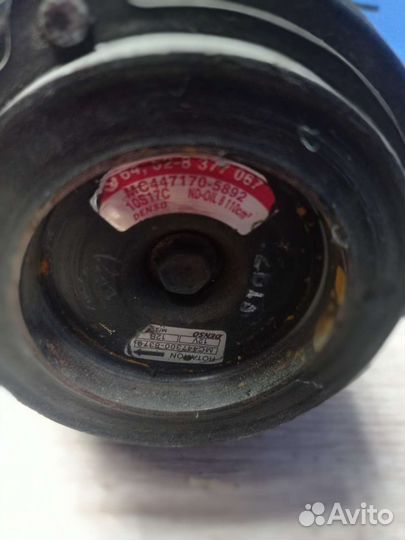 Компрессор кондиционера на BMW X5 E53 Densa