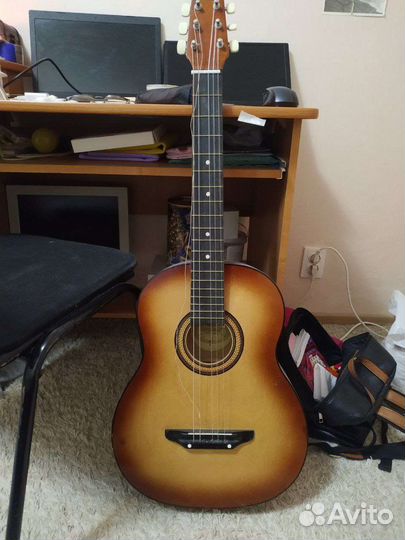 Акустическая гитара