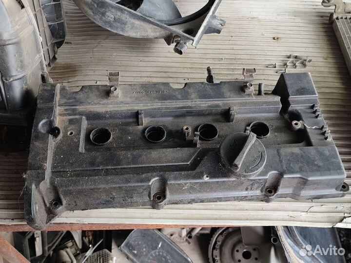 Клапанная крышка G4EC Hyundai Accent