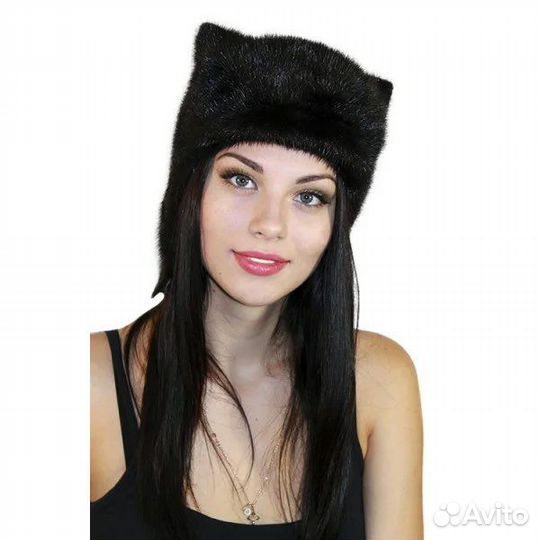 Норковая шапочка с ушками и хвостиком