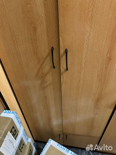 Мебель в прихожую,зеркало, шкаф,тумба,бежевый,бу