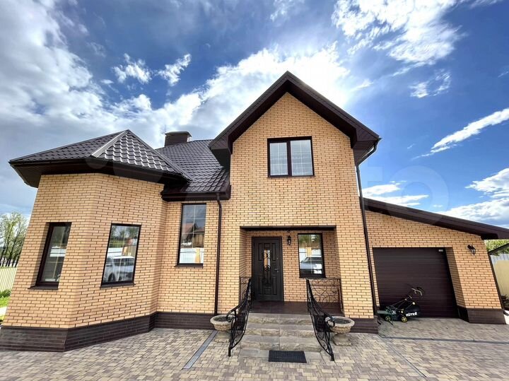 Дом 159,6 м² на участке 15 сот.