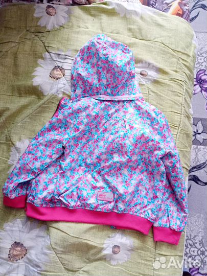 Ветровка для девочки