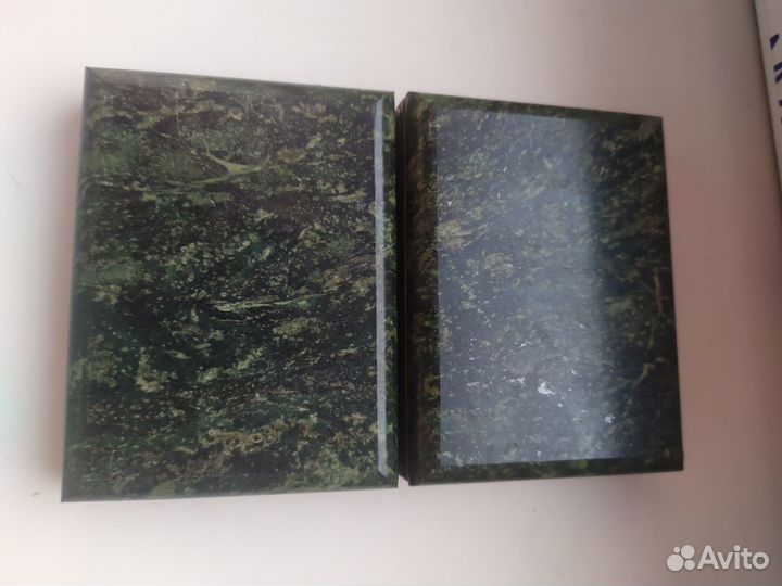 Малахитовая шкатулка