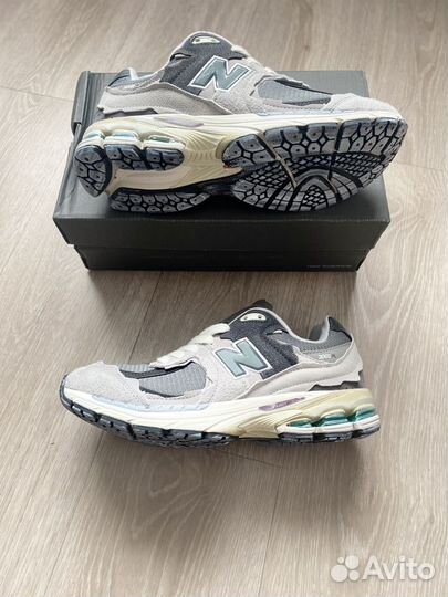 Кроссовки New balance 2002 новые