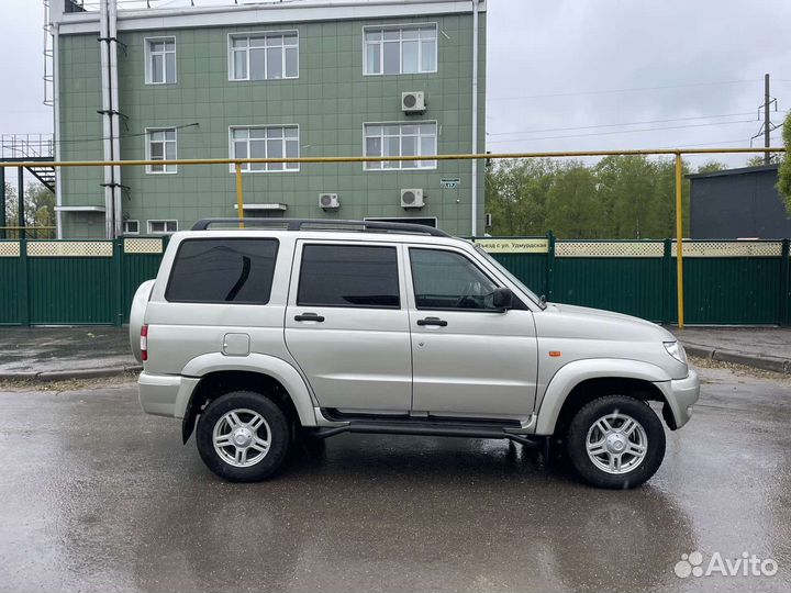 УАЗ Patriot 2.7 МТ, 2011, 147 000 км