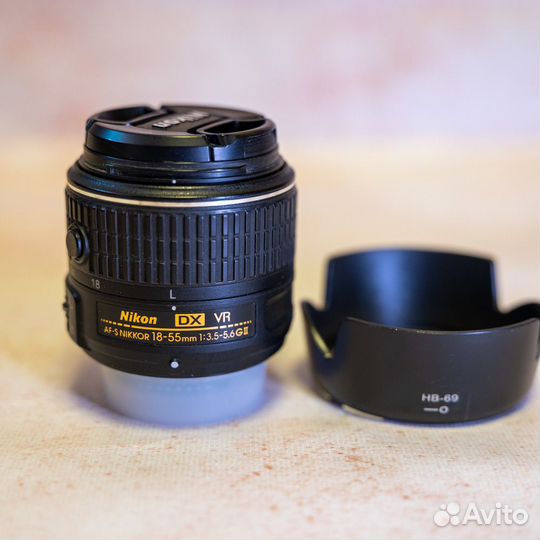 Nikon d3100 Kit 18-55 GII VR 27к пробег