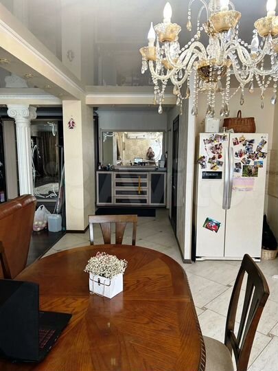 3-к. квартира, 1102,6 м², 12/14 эт.