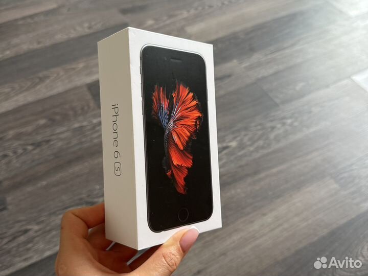 Коробка от iPhone 6s