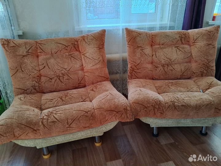 Продаю кресло(2шт)