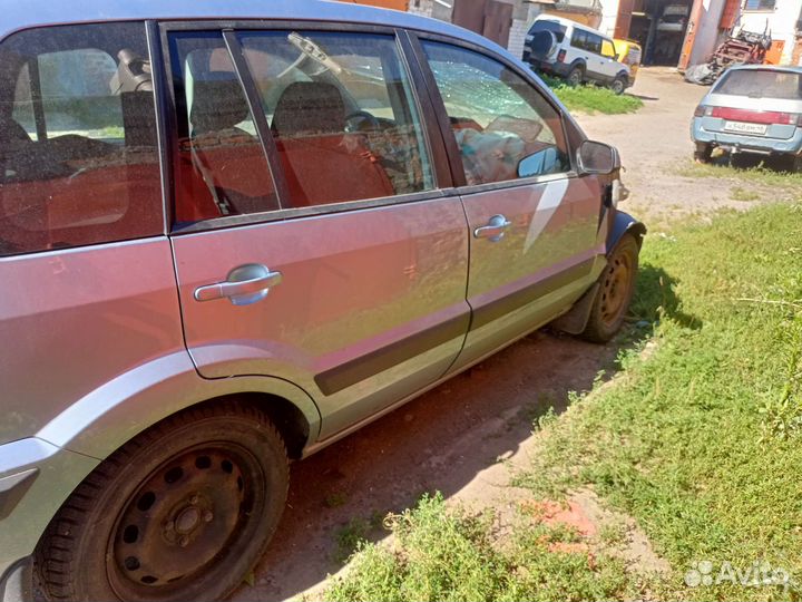 Двери на Ford Fusion рестайлинг