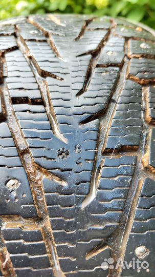 Nokian Tyres Hakkapeliitta 7 SUV 245/65 R17 111T