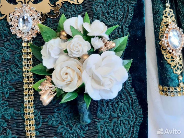 Бутаньерка для жениха или друзей