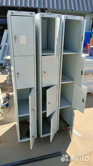 Шкаф для сумок