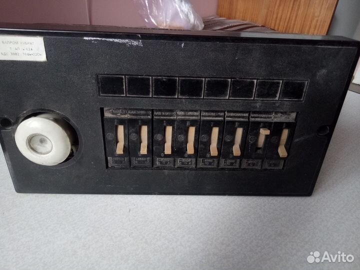 Автоматы электрические в блоке 8 шт. СССР