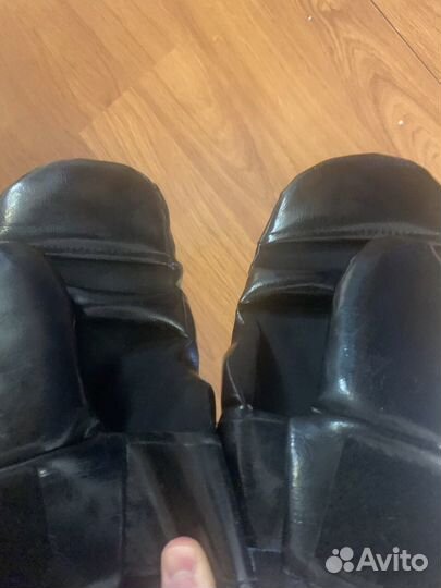 Перчатки для единоборств