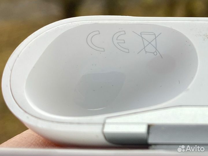 Airpods левый, правый, кейс 3/pro (оригинал)