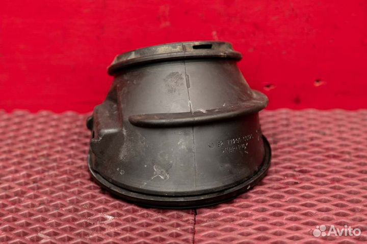 Уплотнитель горловины бензобака Toyota Land