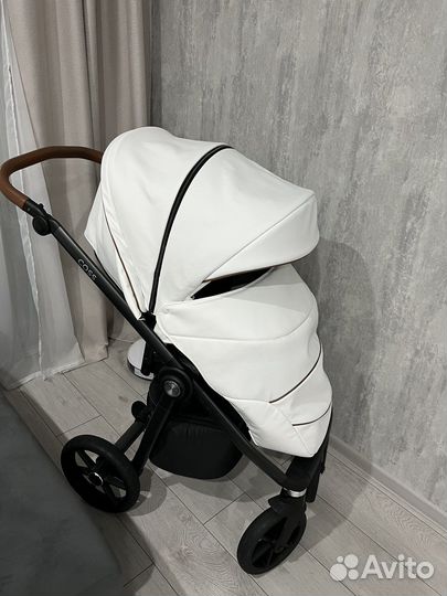 Детская коляска 3 в 1