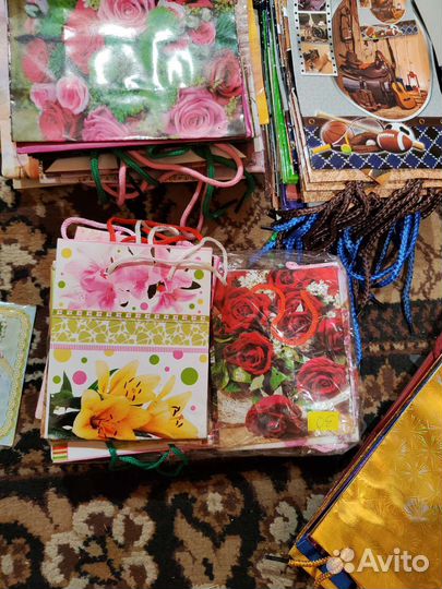 Подарочные пакеты и корзинки