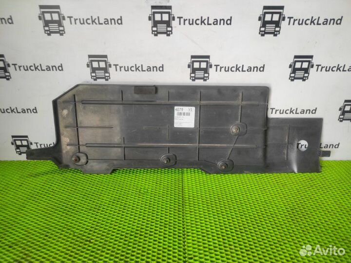 Накладка фары правая Volvo Fh 4