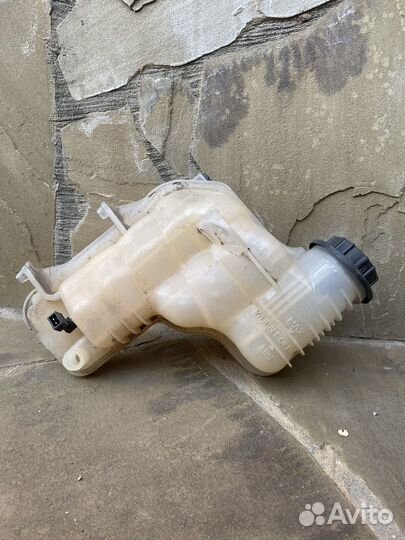 Расширительный бачок Range Rover