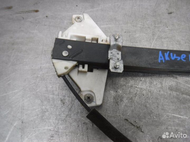 Стеклоподъемник передний правый Hyundai Accent