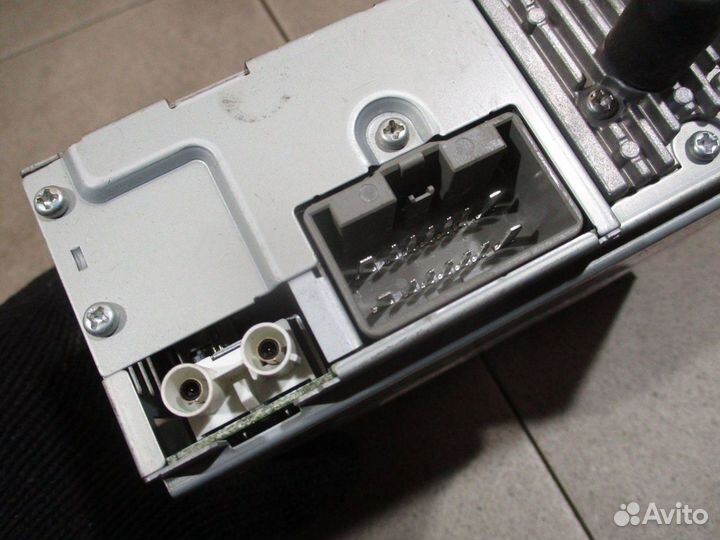 Магнитола Volvo S40