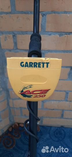 Металлоискатель Garrett 250