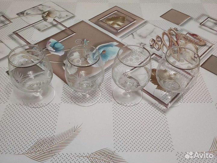 Хрустальные бокалы