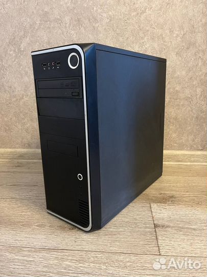 Компьютерный корпус intel 2,6Ггц/2гб/500gb/fsp300w